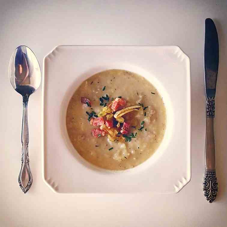 SLIMMED DOWN POTATO LEEK SOUP