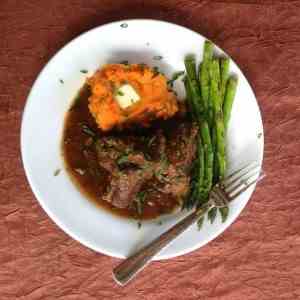 Paleo Smothered Short Ribs