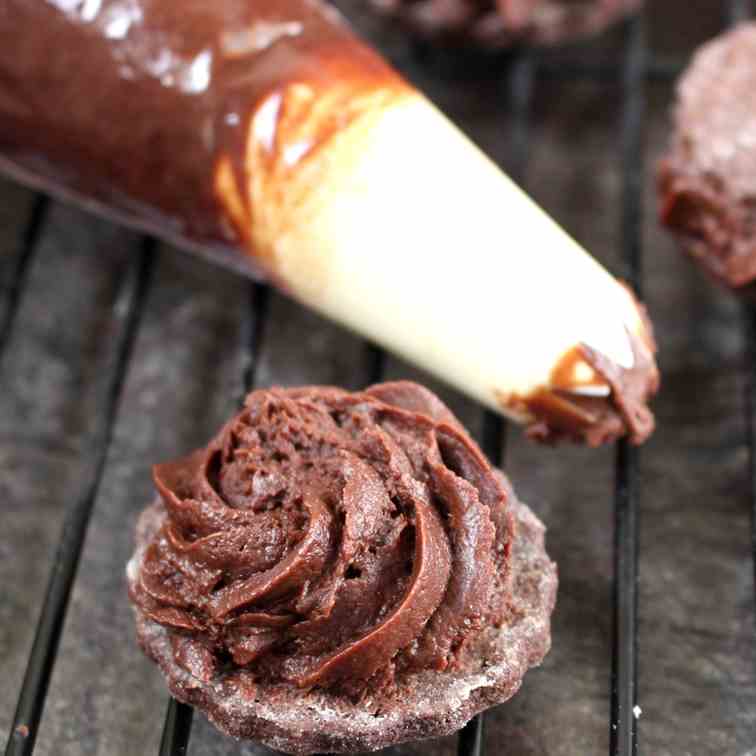 Chocolate Shortbread Cookie Sandwich