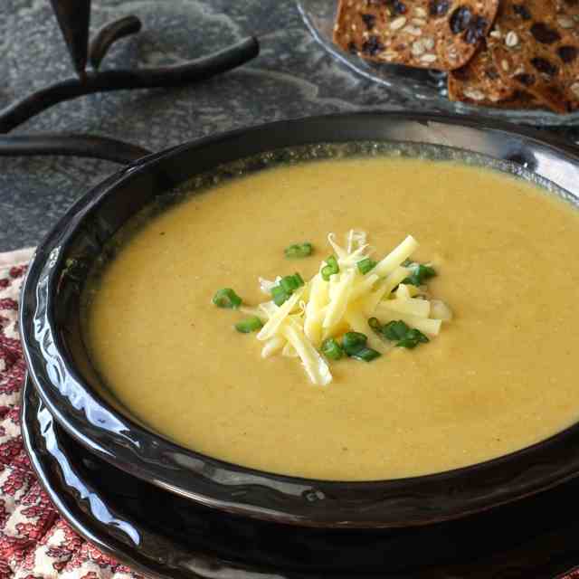 Creamy Carrot & Jalapeno Soup