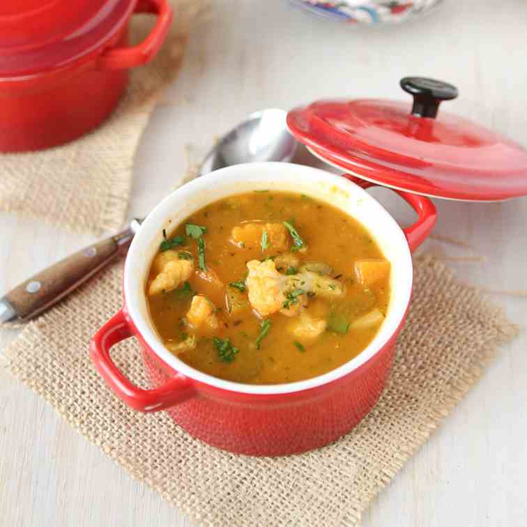 Winter Vegetable Soup w/ Butternut Squash