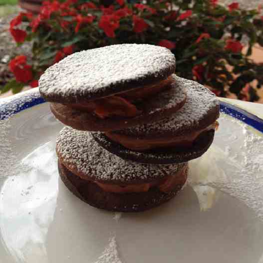 Chocolate alfajores