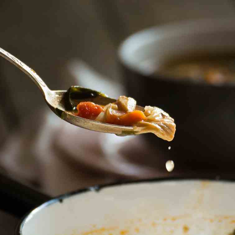 Chicken Soup with Spinach and Brown Rice