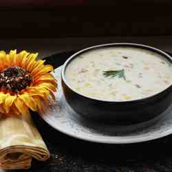 Slow-Cooker Corn Chowder with Bacon