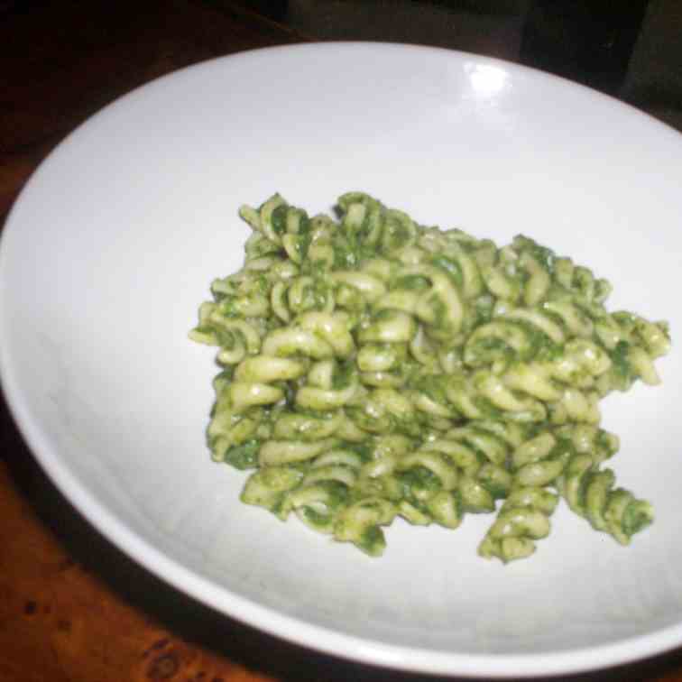 Spinach Pesto Rotini