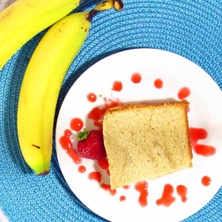 Banana Pound Cake with Strawberry Puree