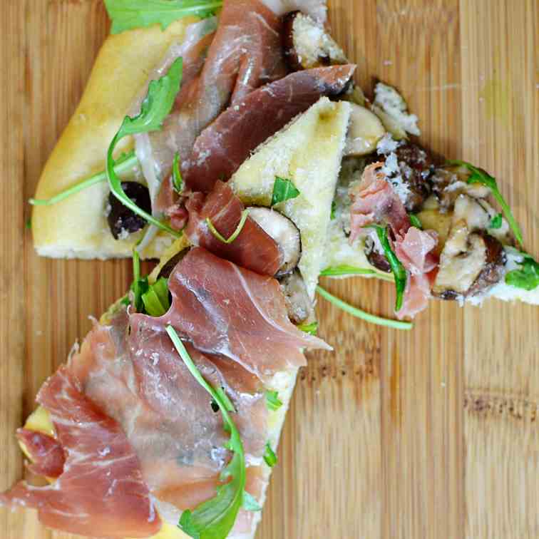 Prosciutto, mushroom and truffle oil pizza