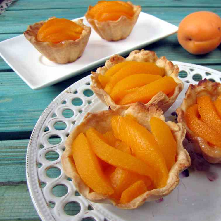 Peach tartlets