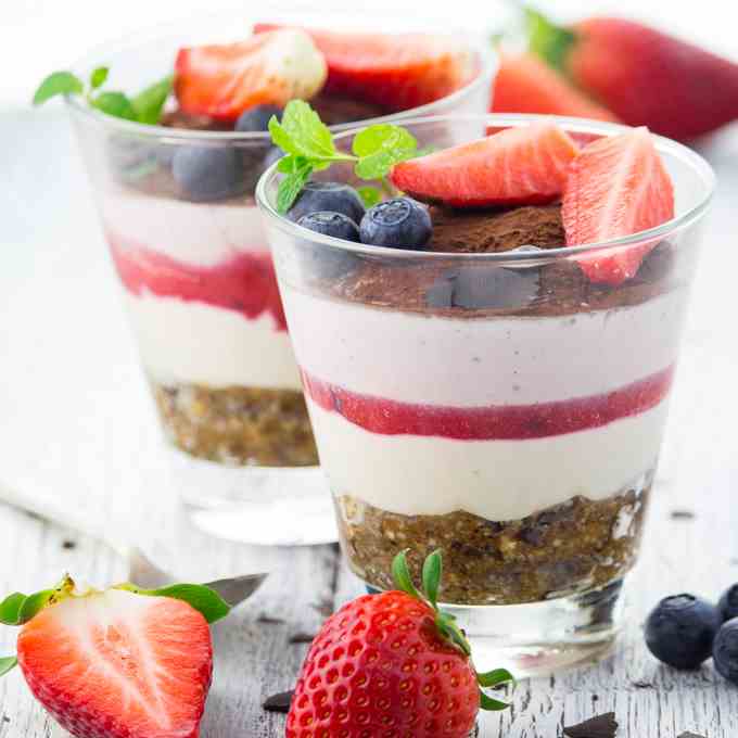 Vegan Tiramisu with Strawberries