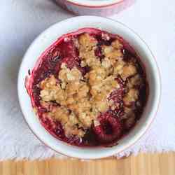 Mixed Berry Oatmeal Crumbles