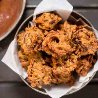 Easy onion bhajis with date chutney