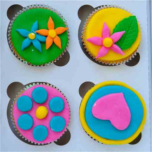 Intro to cupcake decorating
