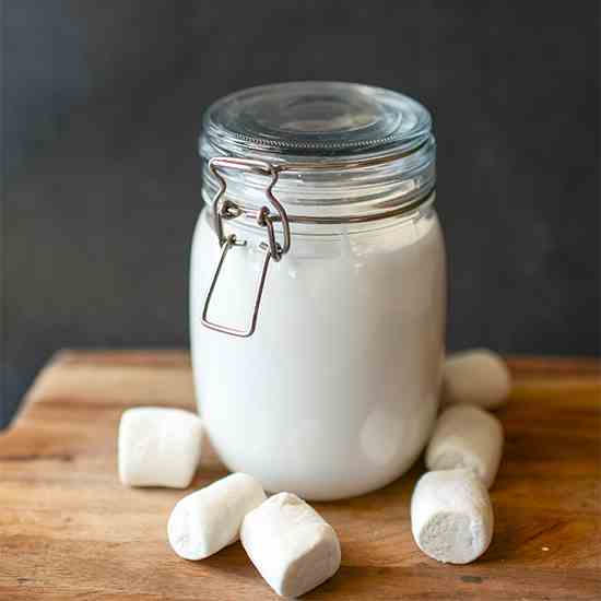 Marshmallow Topping for Ice Cream