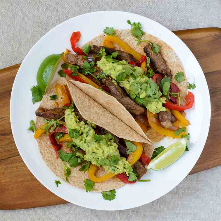 Steak & Bell Pepper Fajitas with Guacamole