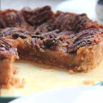 Maple and pecan pie