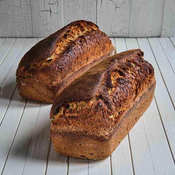 Flax seed sourdough sandwich bread