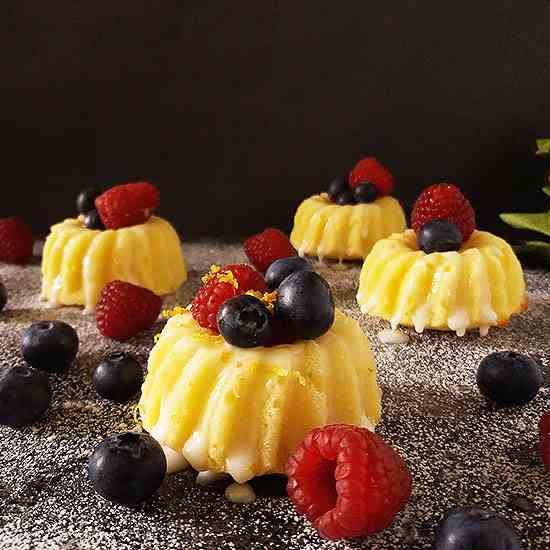 Lemon Mini Bundt Cakes from Scratch