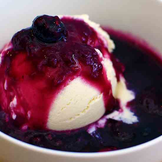 Stewed Berries with Ice Cream