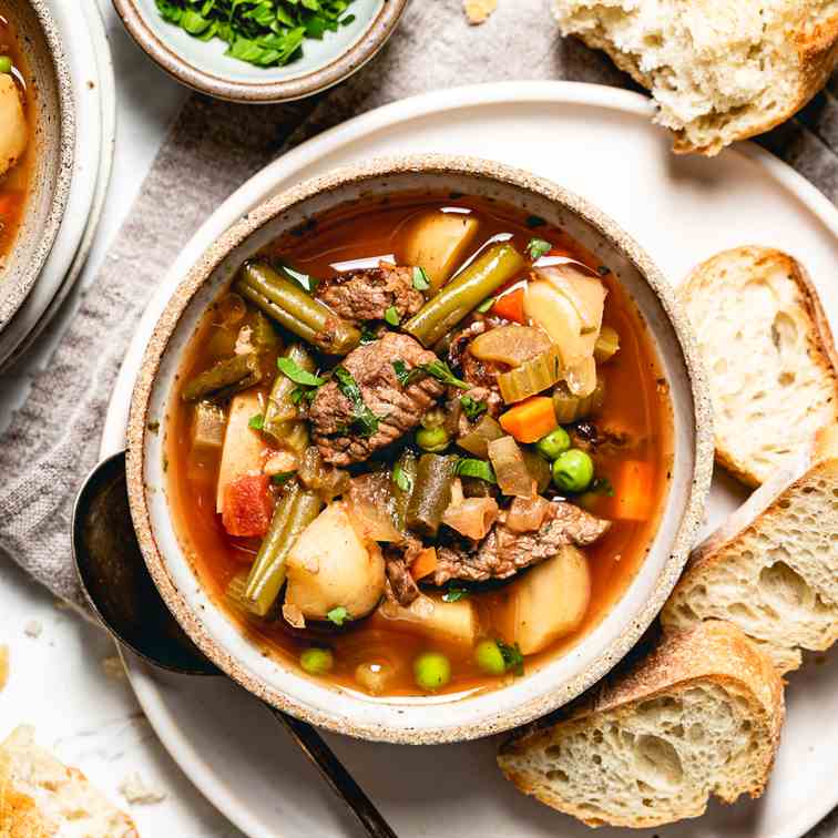 Crockpot Vegetable Beef Soup