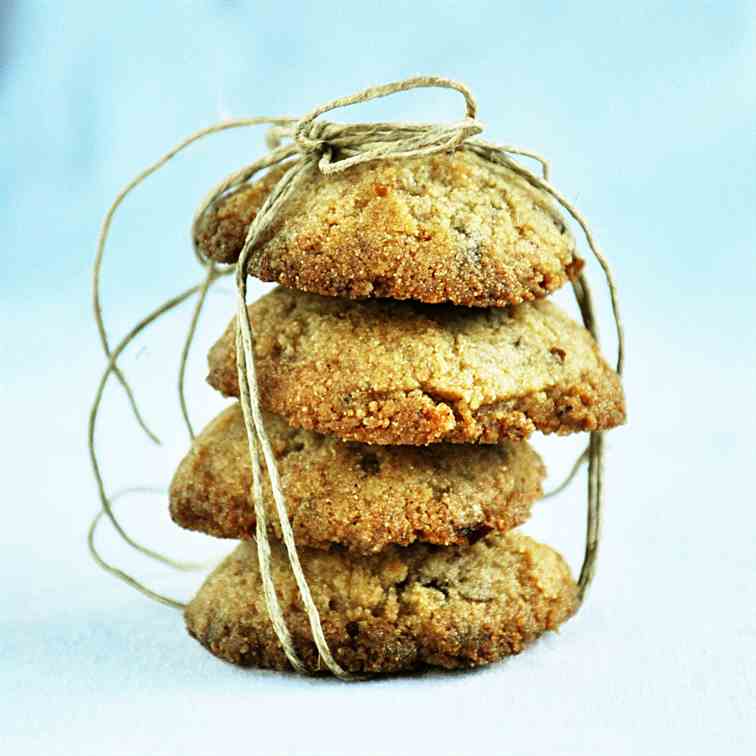 semolina cookies with dates
