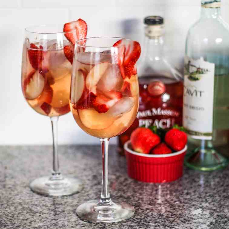 Peach Strawberry Sangria