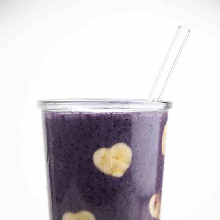 Healthy Blueberry Smoothie