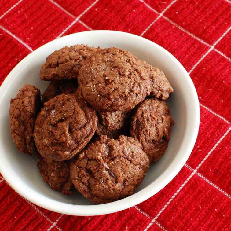 Triple Chocolate Salted Cookies
