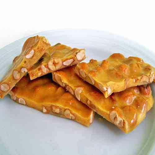 Honey Roasted Peanut Brittle