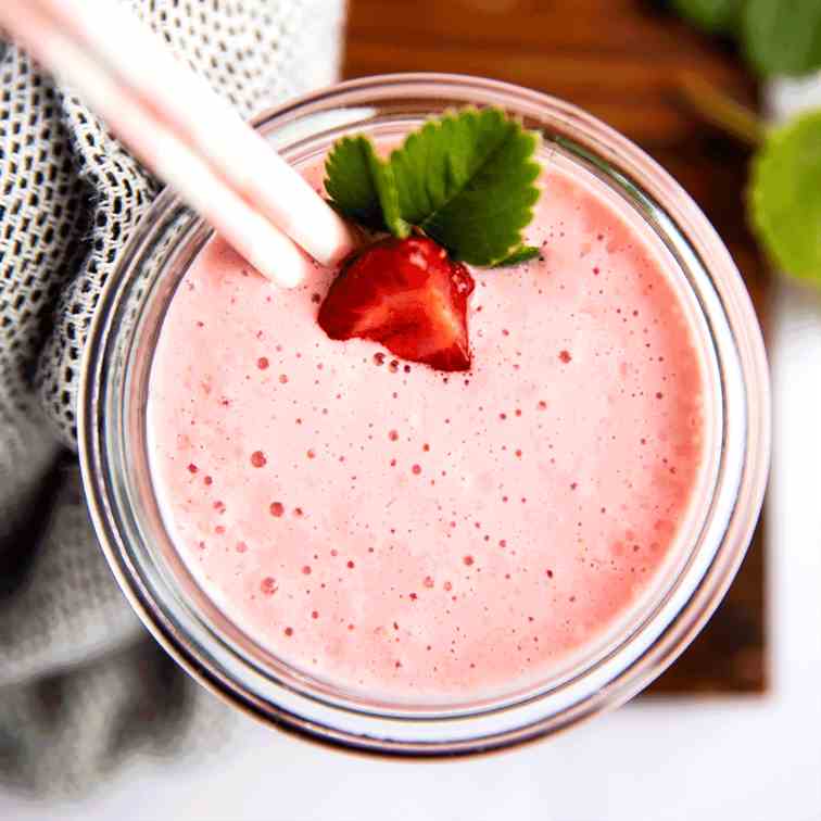 Strawberry Yogurt Smoothie