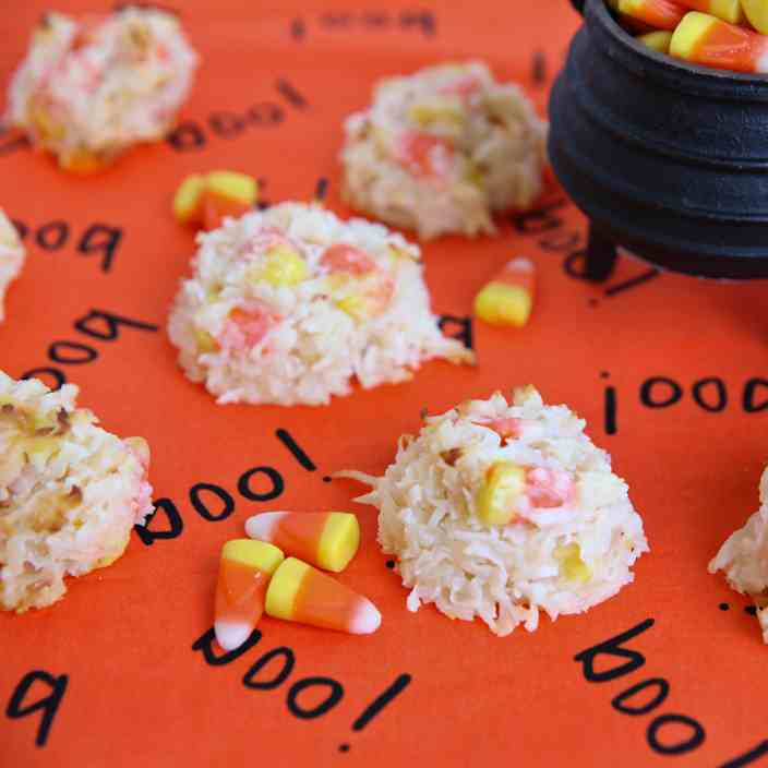 Candy Corn Macaroons