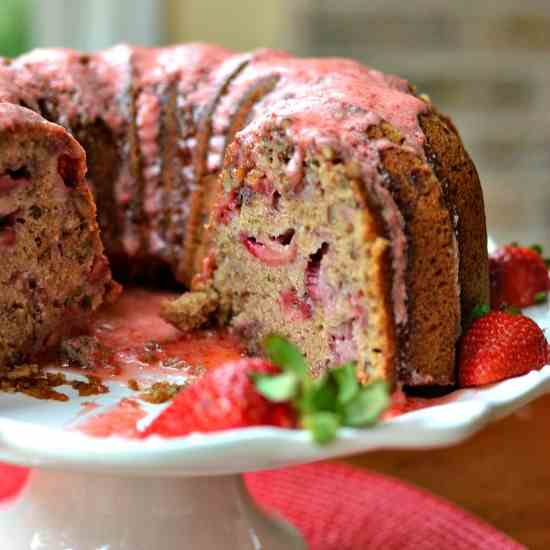 All Natural Strawberry Cake