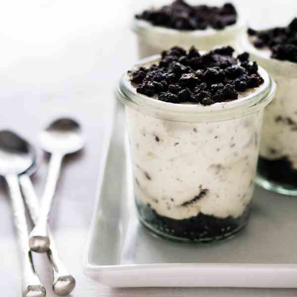 Oreo No Bake Cheesecake Parfaits