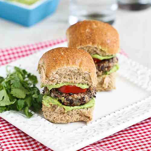 Black Bean Sliders w/ Creamy Avocado Sauce