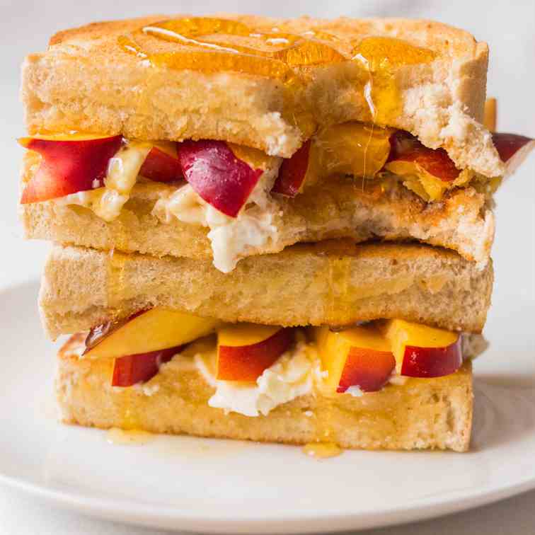 Cream Cheese, Nectarine & Honey Toastie