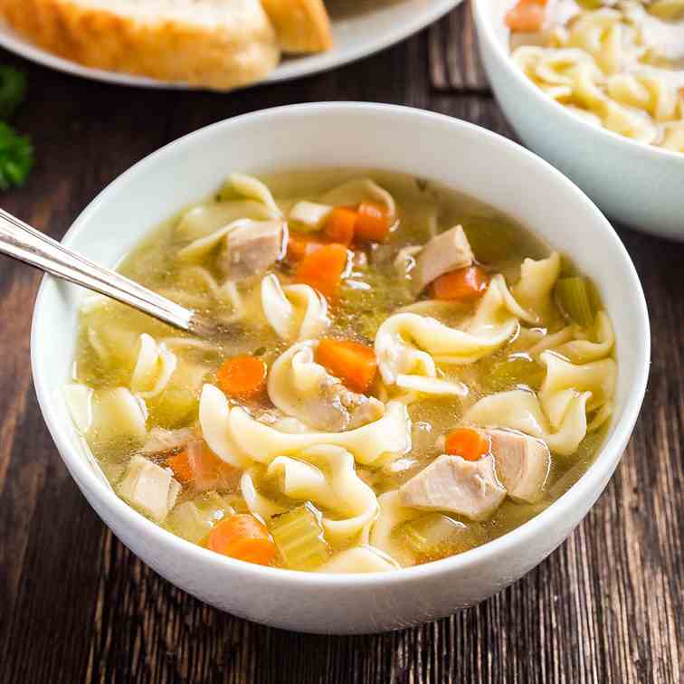 Easy Homemade Chicken Noodle Soup