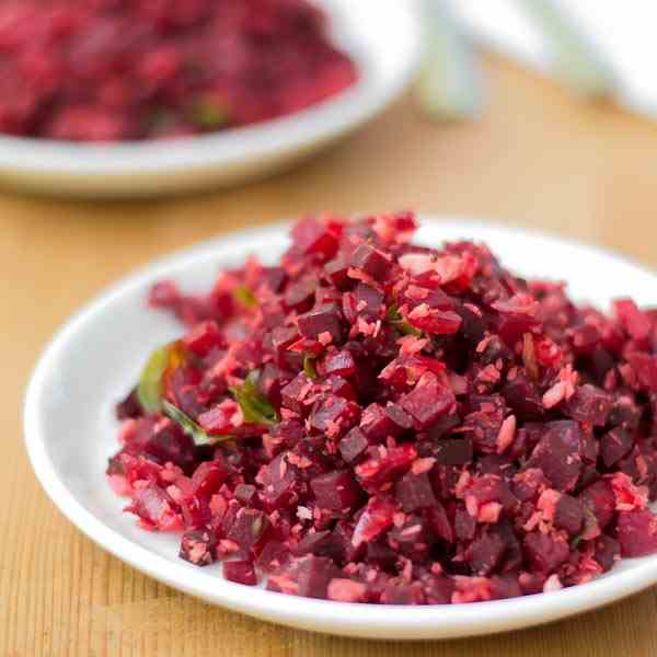 Vegan Beetroot Poriyal (Stir fry)