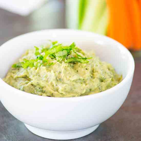 Roasted Garlic Avocado White Bean Dip 