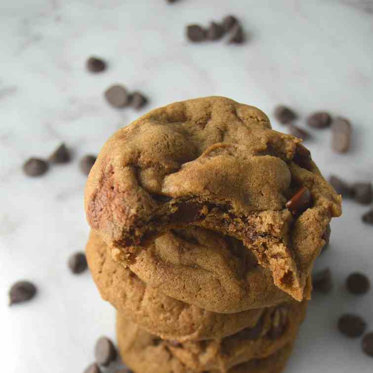 Soft Nutella Chocolate Chip Cookies