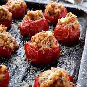 Low Calorie Stuffed Tomatoes 