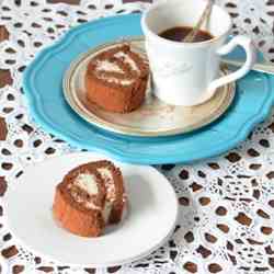 Coffee rolls with fresh cream