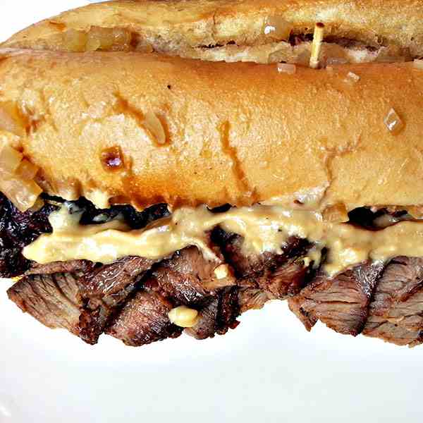 Roast beef french dip sandwich