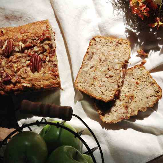 Apricot, Pecan & Apple Bread