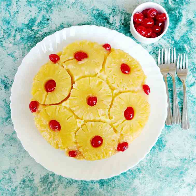 Pineapple upside down cake