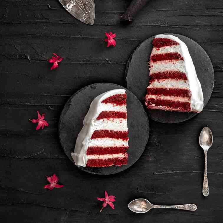 Simple red velvet cake