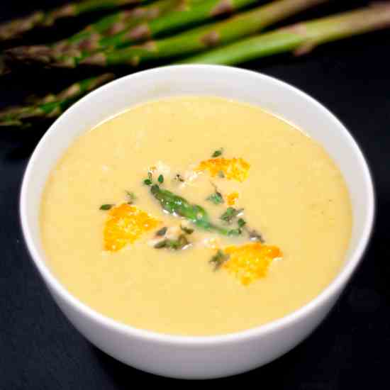 Asparagus Soup With Lemon - Parmesan