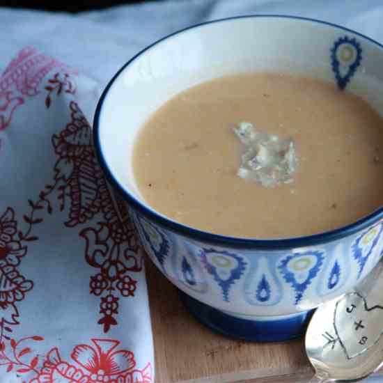 Baked Potato Stilton Soup