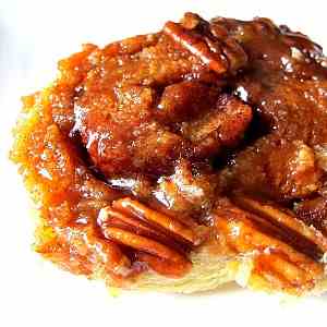 Pecan Sticky Honey Bun