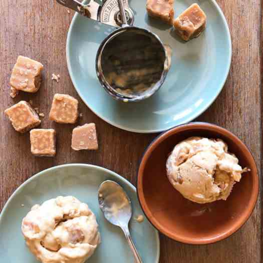 Homemade Salted Caramel Ice Cream (no mach