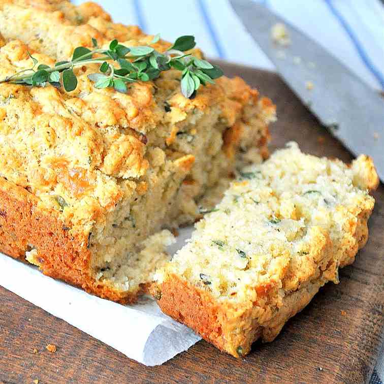 Lemon Thyme, Peppercorns & Cheddar Bread