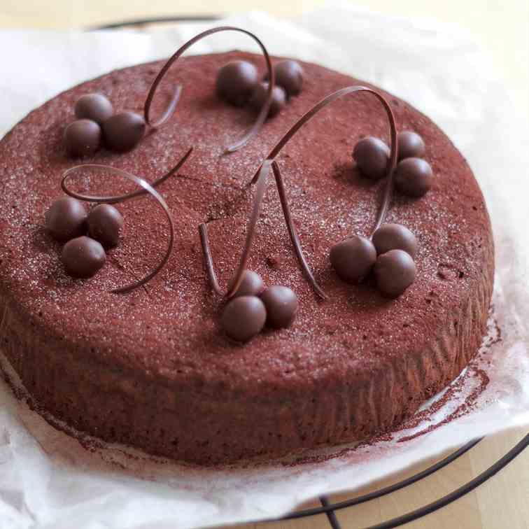 Chocolate Hazelnut Torte